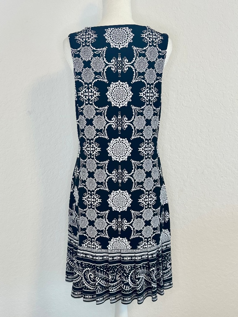 41 Hawthorn Kora Jersey Dress, Size M - Picture 5 of 8